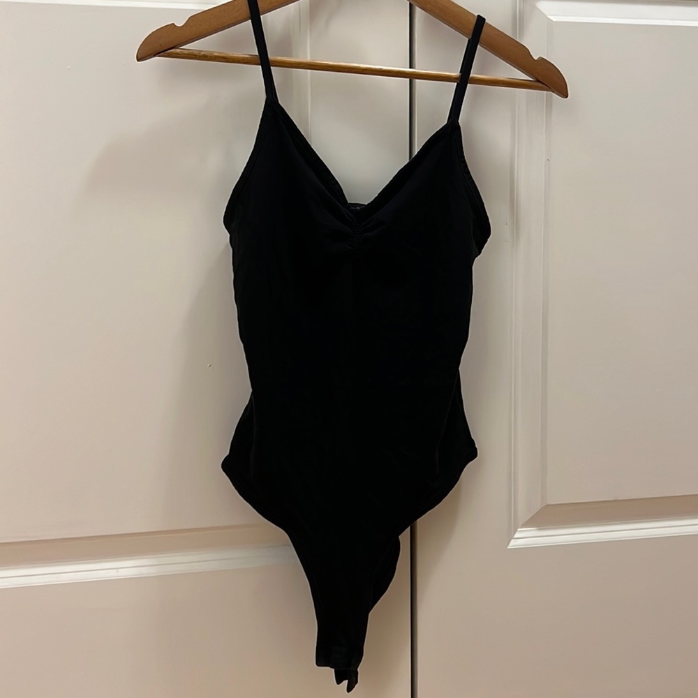 TOP SHOP BLACK SPAGHETTI STRAP BODYSUIT